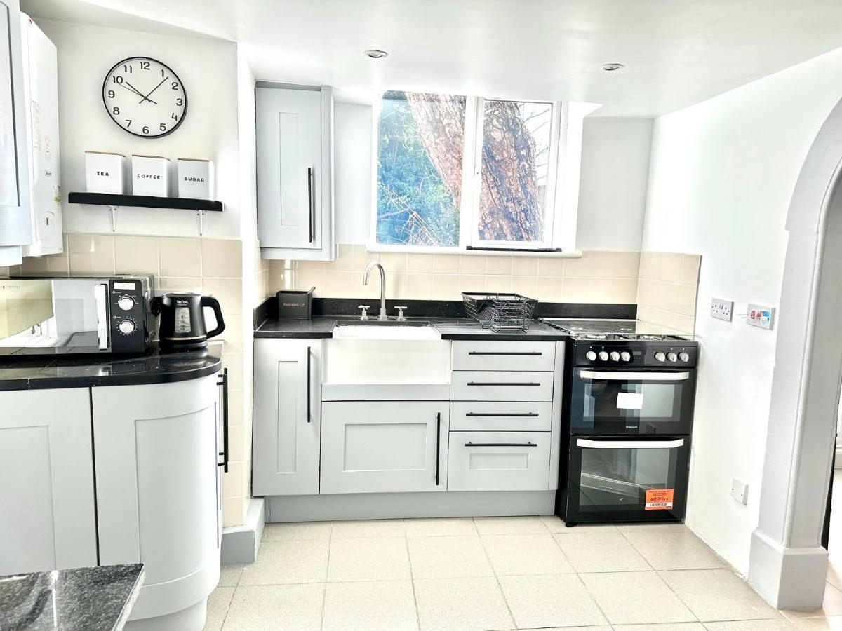 Cosy One Bedroom Apartment トローブリッジ エクステリア 写真